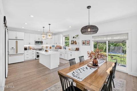 Tiny photo for 4925 Black Road, Monclova, OH 43542 (MLS # 10013923)
