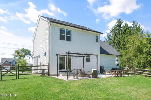Tiny photo for 4925 Black Road, Monclova, OH 43542 (MLS # 10013923)