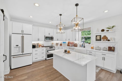 Tiny photo for 4925 Black Road, Monclova, OH 43542 (MLS # 10013923)