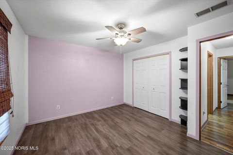 Tiny photo for 425 Nevada Lane, Findlay, OH 45840 (MLS # 10002107)