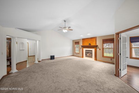 Tiny photo for 425 Nevada Lane, Findlay, OH 45840 (MLS # 10002107)