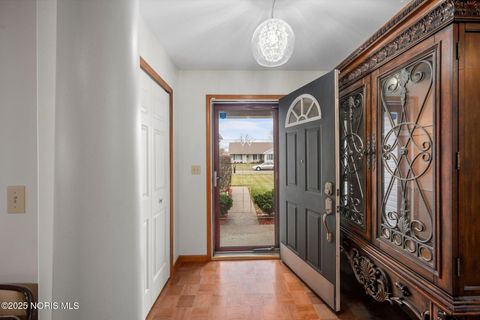 Tiny photo for 425 Nevada Lane, Findlay, OH 45840 (MLS # 10002107)