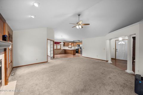 Tiny photo for 425 Nevada Lane, Findlay, OH 45840 (MLS # 10002107)