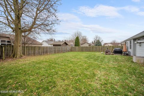 Tiny photo for 425 Nevada Lane, Findlay, OH 45840 (MLS # 10002107)