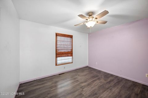 Tiny photo for 425 Nevada Lane, Findlay, OH 45840 (MLS # 10002107)