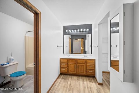 Tiny photo for 425 Nevada Lane, Findlay, OH 45840 (MLS # 10002107)