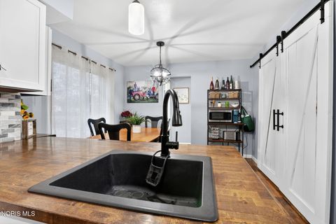 Tiny photo for 5810 Everwood Road, Toledo, OH 43613 (MLS # 10005207)