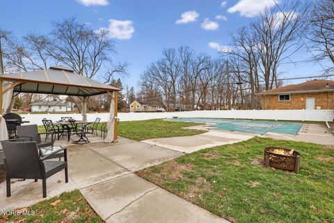 Tiny photo for 5810 Everwood Road, Toledo, OH 43613 (MLS # 10005207)