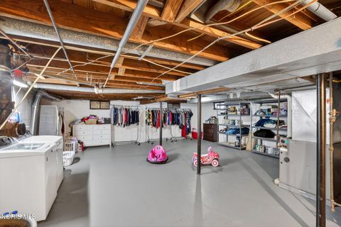 Tiny photo for 5810 Everwood Road, Toledo, OH 43613 (MLS # 10005207)