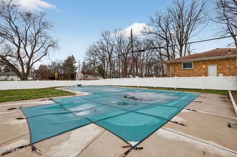 Tiny photo for 5810 Everwood Road, Toledo, OH 43613 (MLS # 10005207)