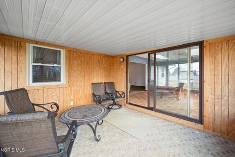 Tiny photo for 384 Southwood Drive, Perrysburg, OH 43551 (MLS # 10004609)