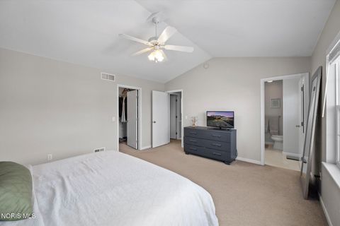 Tiny photo for 5827 Brookestone Village Lane, Sylvania, OH 43560 (MLS # 10005257)