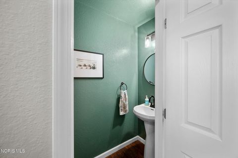 Tiny photo for 5827 Brookestone Village Lane, Sylvania, OH 43560 (MLS # 10005257)