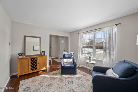 Tiny photo for 5827 Brookestone Village Lane, Sylvania, OH 43560 (MLS # 10005257)