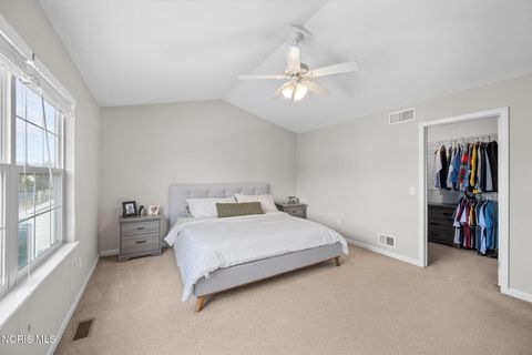 Tiny photo for 5827 Brookestone Village Lane, Sylvania, OH 43560 (MLS # 10005257)