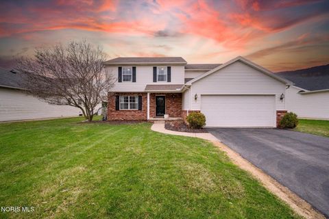 Photo of 5827 Brookestone Village Lane, Sylvania, OH 43560 (MLS # 10005257)