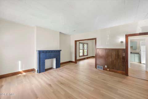Tiny photo for 303 Hillwood Drive, Toledo, OH 43608 (MLS # 10009400)