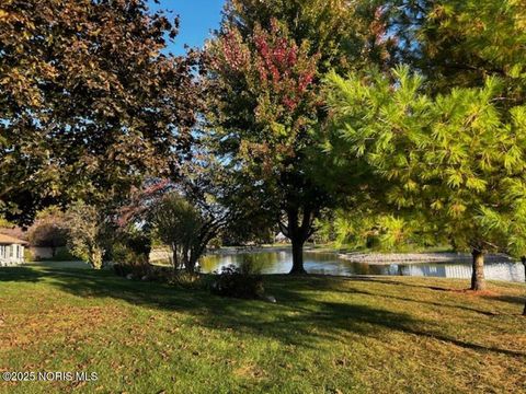 Tiny photo for 229 Lakeview Drive, Bryan, OH 43506 (MLS # 10000305)
