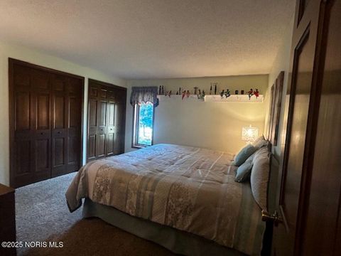 Tiny photo for 229 Lakeview Drive, Bryan, OH 43506 (MLS # 10000305)