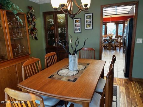 Tiny photo for 229 Lakeview Drive, Bryan, OH 43506 (MLS # 10000305)
