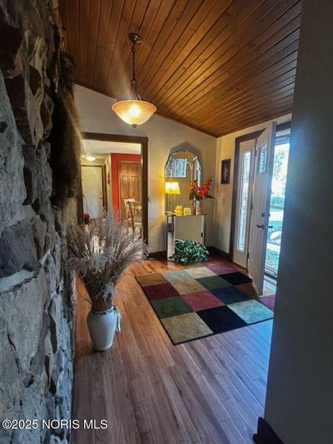Tiny photo for 229 Lakeview Drive, Bryan, OH 43506 (MLS # 10000305)