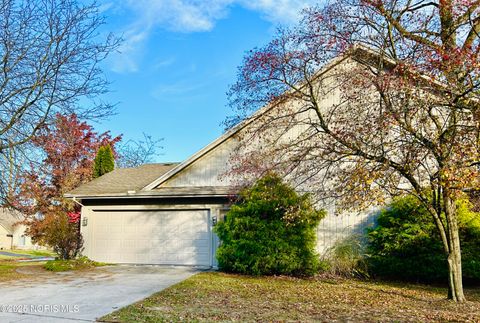 Tiny photo for 6843 Kristi Lynne Lane, Toledo, OH 43617 (MLS # 10001782)