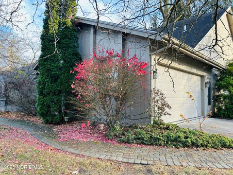 Tiny photo for 6843 Kristi Lynne Lane, Toledo, OH 43617 (MLS # 10001782)