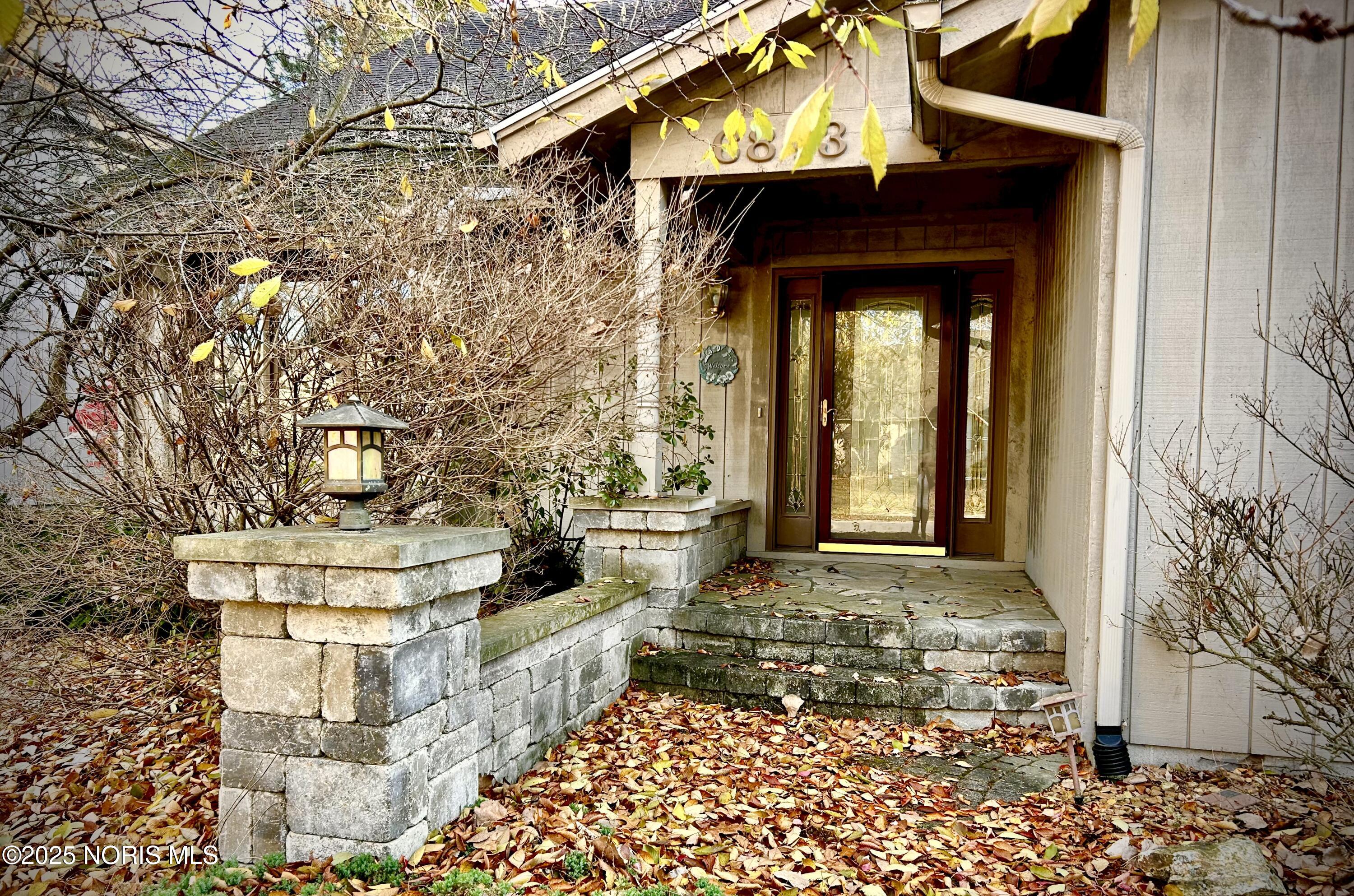 6843 Kristi Lynne Lane