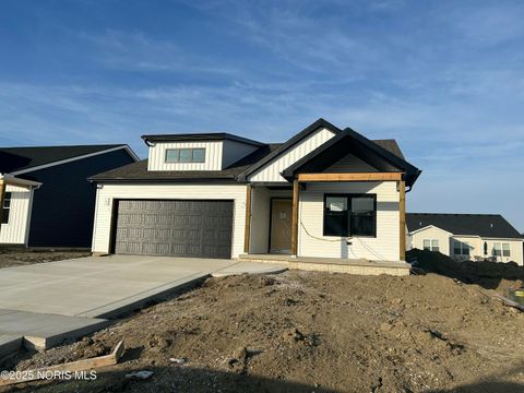 Photo of 5033 Easton Drive, Oregon, OH 43616 (MLS # 10003672)