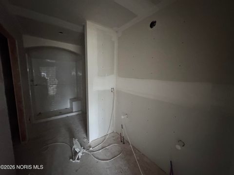 Tiny photo for 5033 Easton Drive, Oregon, OH 43616 (MLS # 10003672)