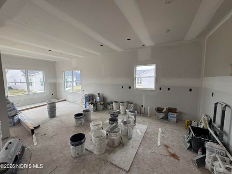 Tiny photo for 5033 Easton Drive, Oregon, OH 43616 (MLS # 10003672)