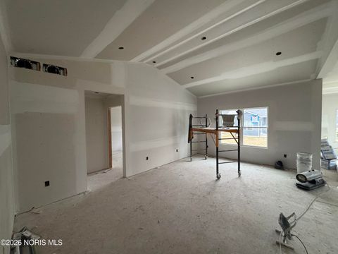 Tiny photo for 5033 Easton Drive, Oregon, OH 43616 (MLS # 10003672)