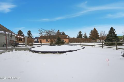 Tiny photo for 155 N Stadium Road, Oregon, OH 43616 (MLS # 10003937)