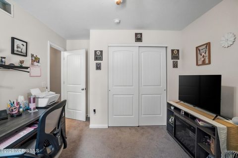 Tiny photo for 155 N Stadium Road, Oregon, OH 43616 (MLS # 10003937)