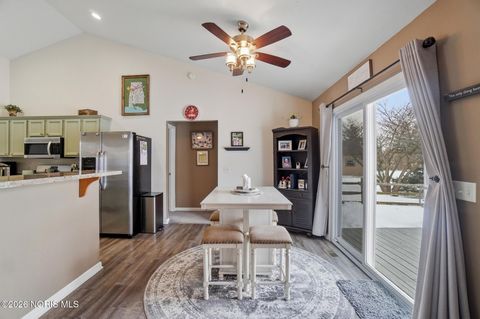 Tiny photo for 155 N Stadium Road, Oregon, OH 43616 (MLS # 10003937)