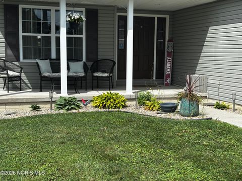 Tiny photo for 155 N Stadium Road, Oregon, OH 43616 (MLS # 10003937)