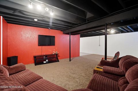 Tiny photo for 155 N Stadium Road, Oregon, OH 43616 (MLS # 10003937)