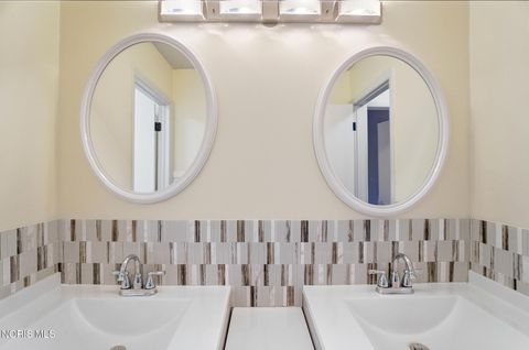 Tiny photo for 357 Wrexham Lane #101, Maumee, OH 43537 (MLS # 10004357)