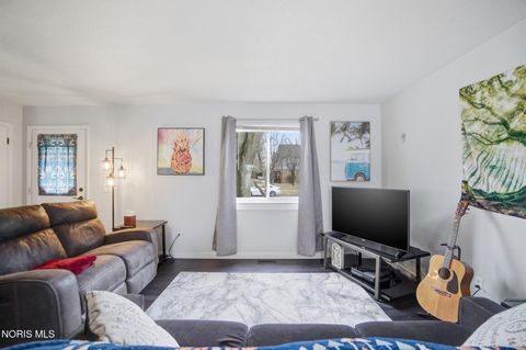 Tiny photo for 357 Wrexham Lane #101, Maumee, OH 43537 (MLS # 10004357)