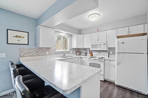 Tiny photo for 357 Wrexham Lane #101, Maumee, OH 43537 (MLS # 10004357)