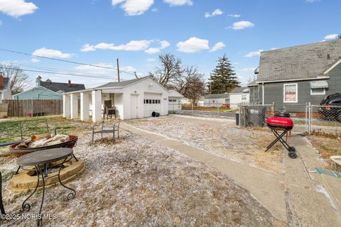 Tiny photo for 4539 290th Street, Toledo, OH 43611 (MLS # 10002512)