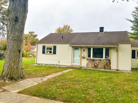 Tiny photo for 3250 Brock Drive, Toledo, OH 43613 (MLS # 10000476)