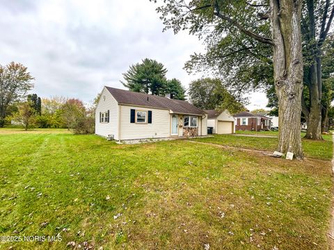 Tiny photo for 3250 Brock Drive, Toledo, OH 43613 (MLS # 10000476)