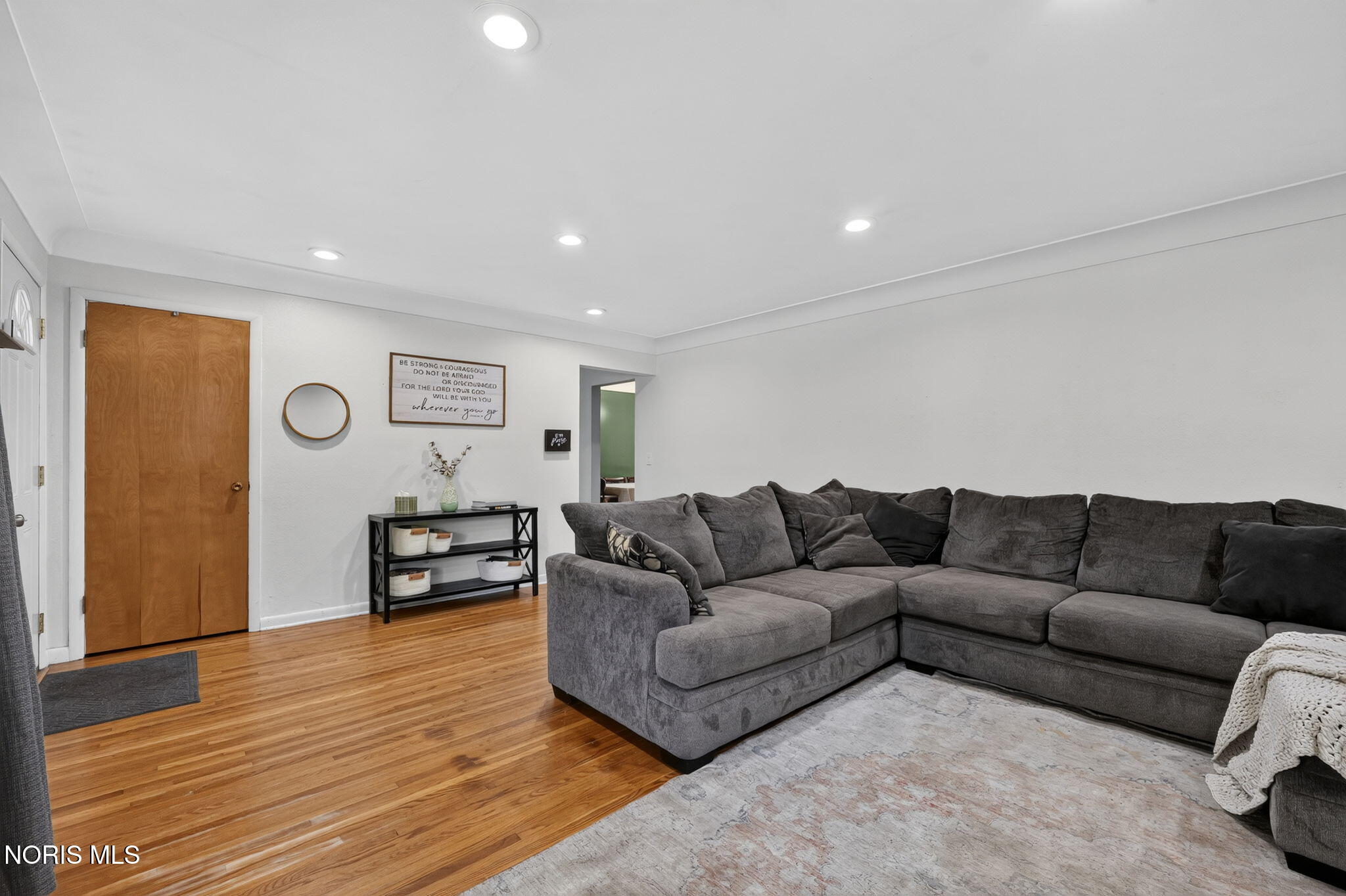 937 Lyn Road