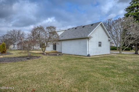 Tiny photo for 56 Easthampton Drive, Oregon, OH 43616 (MLS # 10005035)