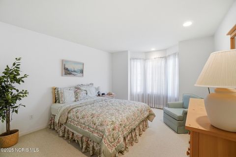 Tiny photo for 151 Willowood Circle, Bowling Green, OH 43402 (MLS # 10001752)