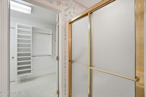 Tiny photo for 151 Willowood Circle, Bowling Green, OH 43402 (MLS # 10001752)