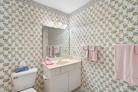 Tiny photo for 151 Willowood Circle, Bowling Green, OH 43402 (MLS # 10001752)