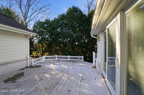 Tiny photo for 151 Willowood Circle, Bowling Green, OH 43402 (MLS # 10001752)