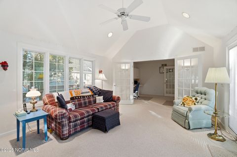 Tiny photo for 151 Willowood Circle, Bowling Green, OH 43402 (MLS # 10001752)